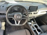 Used 2023 Nissan Altima 2.5 SV image 5