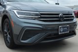 Certified 2024 Volkswagen Tiguan SE image 3