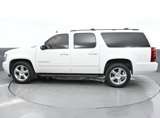 Used 2011 Chevrolet Suburban LT image 4