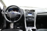 Used 2017 Ford Fusion SE image 2
