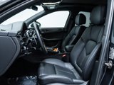 Certified 2025 Porsche Macan image 5