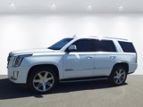 Used 2017 Cadillac Escalade Luxury image 2
