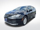 Used 2023 Chrysler Voyager LX image 1