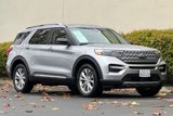 Used 2022 Ford Explorer Limited w/ Equipment Group 301A image 2