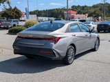 Used 2024 Hyundai Elantra SEL image 4