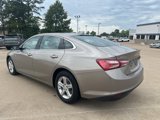 Used 2022 Chevrolet Malibu LT image 4