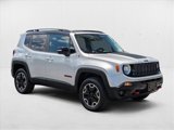 Used 2016 Jeep Renegade Trailhawk image 3