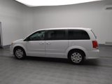 Used 2017 Dodge Grand Caravan SE image 3