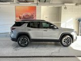 New 2025 Chevrolet Equinox ACTIV image 2