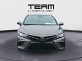 Used 2020 Toyota Camry SE image 2