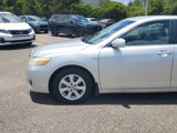 Used 2011 Toyota Camry LE image 2
