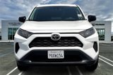Used 2022 Toyota RAV4 LE image 2