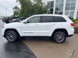 Used 2018 Jeep Grand Cherokee Limited image 2