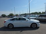 Used 2020 Honda Accord Touring image 5