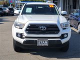 Used 2016 Toyota Tacoma SR5 image 2