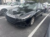 Used 2021 Hyundai Elantra SE image 4