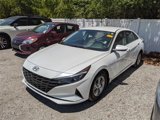 Used 2023 Hyundai Elantra SE w/ Preferred Accessory Package image 3