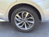 Used 2024 Audi Q5 2.0T Premium w/ Convenience Package image 5