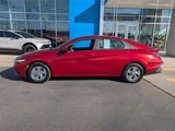 Used 2024 Hyundai Elantra SE image 2