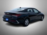 New 2025 Hyundai Elantra SE image 5