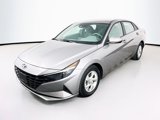 Certified 2023 Hyundai Elantra SE w/ Cargo Package image 3