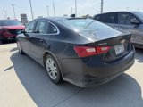 Used 2017 Chevrolet Malibu LT image 3