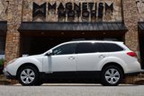 Used 2011 Subaru Outback 2.5i Limited image 4