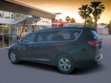 Used 2017 Chrysler Pacifica Touring-L Plus w/ Advanced Safetytec Group image 5