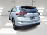 Used 2024 Nissan Rogue S image 5