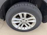 Used 2013 Ford Explorer XLT image 3