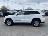 Certified 2020 Jeep Grand Cherokee Laredo image 4
