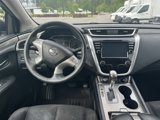 Used 2017 Nissan Murano SV w/ Premium Plus Package image 2
