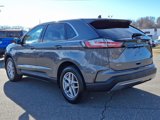 Used 2024 Ford Edge SEL image 4