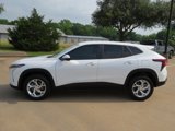 Used 2024 Chevrolet Trax LS w/ LS Convenience Package image 2