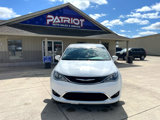 Used 2018 Chrysler Pacifica Touring Plus w/ Tire & Wheel Group image 2