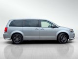 Used 2019 Dodge Grand Caravan GT image 3