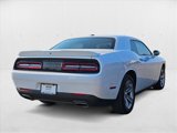 Used 2022 Dodge Challenger SXT image 4