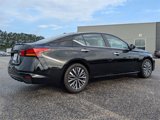 Used 2025 Nissan Altima 2.5 SV image 4