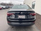 Used 2022 Volkswagen Jetta SE image 4