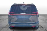 Used 2022 Chrysler Pacifica Touring-L image 4