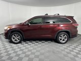 Used 2015 Toyota Highlander XLE image 2