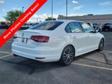Used 2016 Volkswagen Jetta Sport image 3