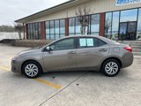 Used 2018 Toyota Corolla LE image 2
