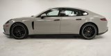 Used 2018 Porsche Panamera image 2