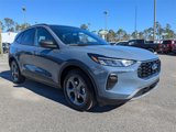 New 2025 Ford Escape ST-Line w/ Cold Weather Package image 2
