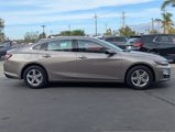 Used 2022 Chevrolet Malibu LT image 4