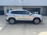 Used 2024 Volkswagen Taos SE image 4