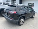 Used 2020 Jeep Cherokee Latitude image 2