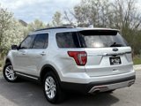 Used 2017 Ford Explorer XLT w/ Equipment Group 202A image 4