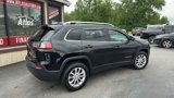 Used 2019 Jeep Cherokee Latitude w/ Cold Weather Group image 5